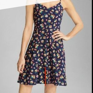 GAP spaghetti strap navy floral sun dress.